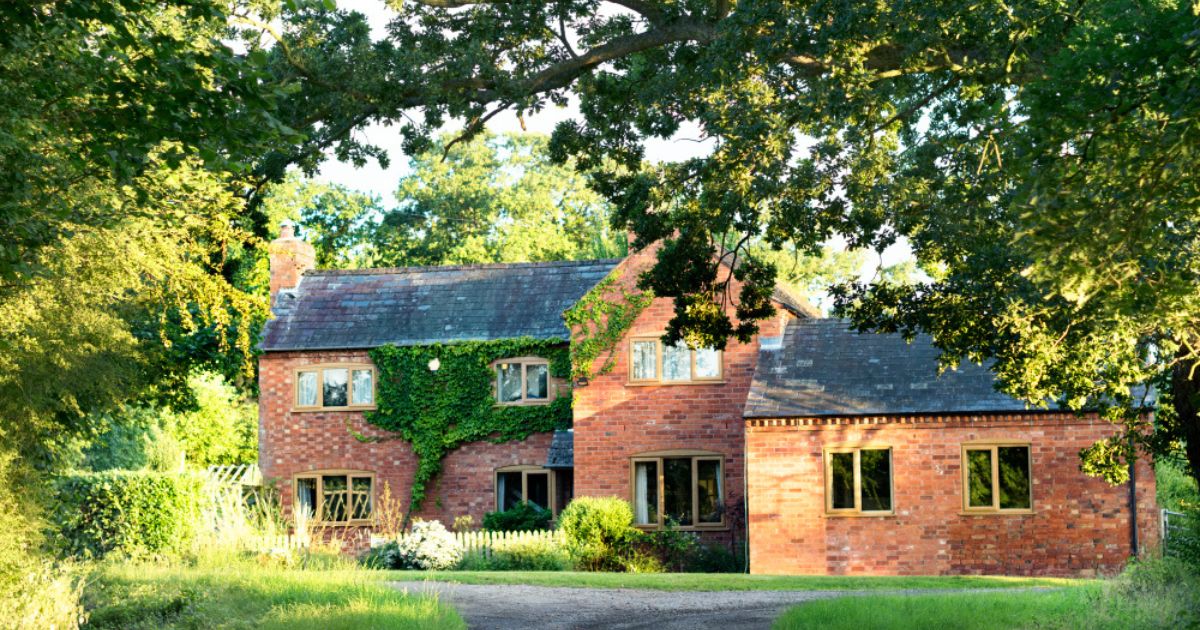 Keepers Cottage exterior view with a cozy garden