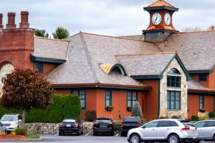 Exterior view of Caerynwch Lodge property near Dolgellau