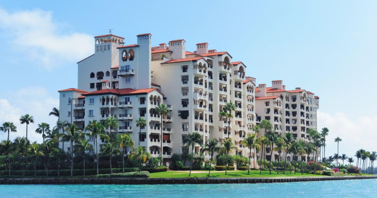 uxury residential property for rent in prime location