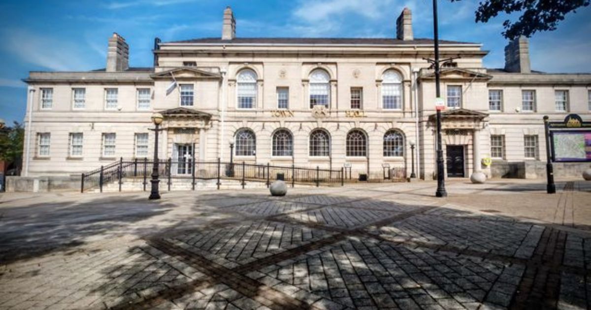 Uxbridge Magistrates Court building exterior